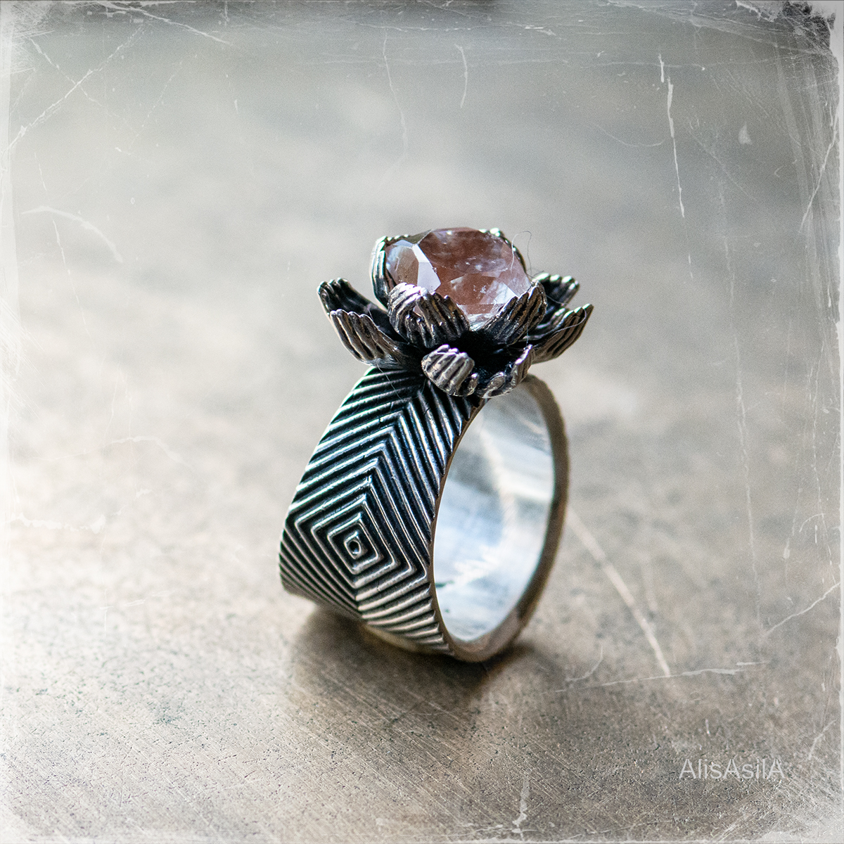 The ring of silver; lotus with sapphirite, Lotus saphiret; the jewelry of collection “Lotus of Unity”, fabulous lotus by Alisa Skvortsova;